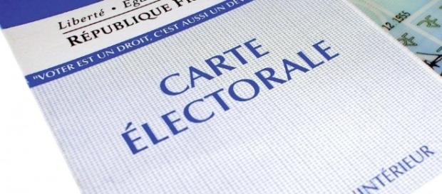 Les électeurs français ne sont pas dupes des magouilles des partis politiques de Droite, de Gauche et de l'extrême-Droite Les électeurs français ne sont pas dupes des magouilles des partis politiques de Droite, de Gauche et de l'extrême-Droite