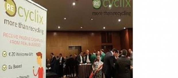 Presentazione dell'azienda Recyclix. Presentazione dell'azienda Recyclix.