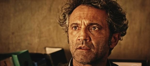 Velho Chico: Domingos Montagner desaparece após mergulho no rio São Francisco Velho Chico: Domingos Montagner desaparece após mergulho no rio São Francisco