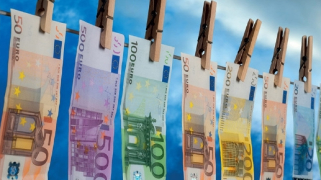 Italia: continua a crescere il debito pubblico - educazionesostenibile.it