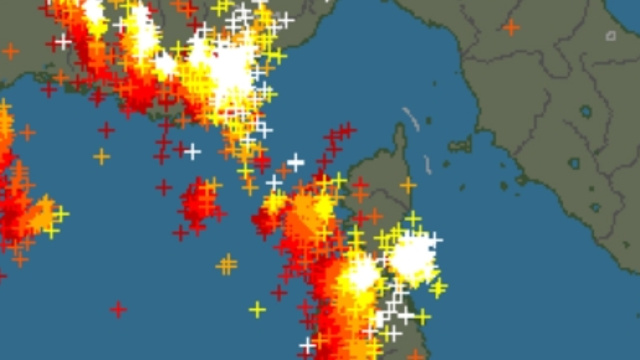 L'attività elettrica di ieri notte sulla Sardegna alle ore 2,33. Oggi si è spostata in Liguria.