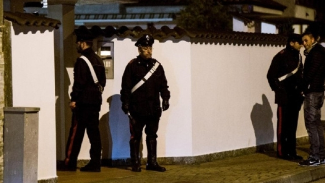 Milano, assolto per 'legittima difesa' il gioielliere che uccise un bandito per difendere la sua famiglia.