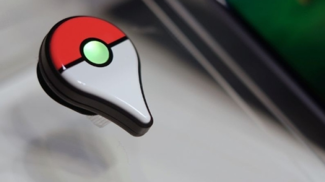 Up close with Nintendo's Pok&eacute;mon Go Plus wearable | The Verge - theverge.com