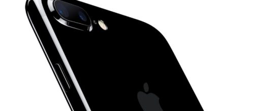 Apple iPhone 7: grandi file in tutto il mondo per celebrare il nuovo prodotto