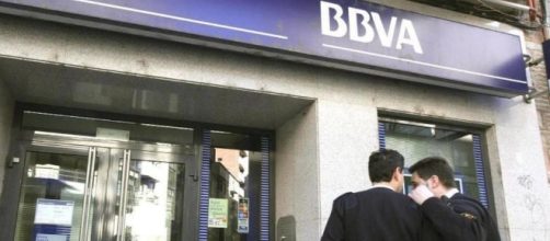 Sucursal del BBVA, Banco que desde hace días absorbió a Catalunya Caixa.
