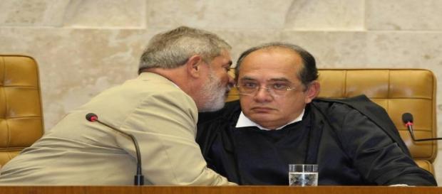 Lula, ao lado do ministro do STF, Gilmar Mendes Lula, ao lado do ministro do STF, Gilmar Mendes