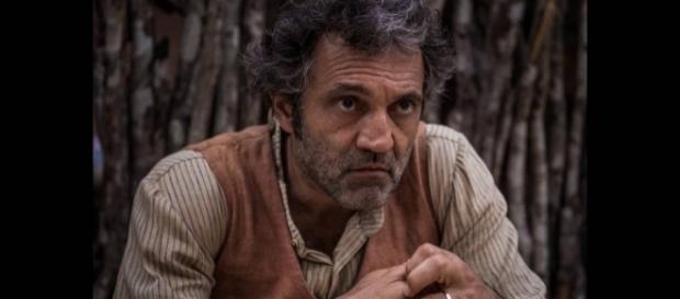 O ator na novela 'Velho Chico", seu último papel O ator na novela 'Velho Chico", seu último papel