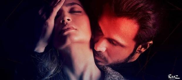 'Raaz Reboot' movie review (Youtube screen grab) 'Raaz Reboot' movie review (Youtube screen grab)