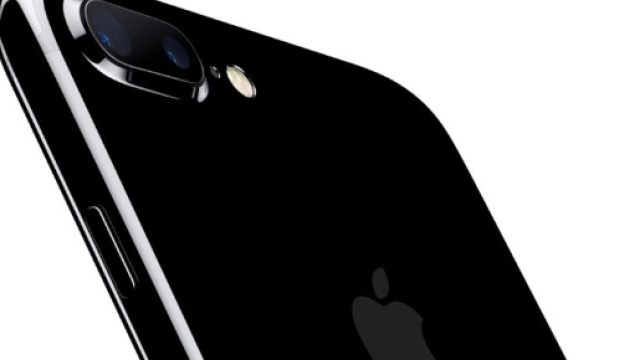 Apple iPhone 7: grandi file in tutto il mondo per celebrare il nuovo prodotto