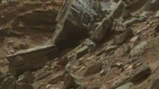 La presunta struttura con i geroglifici