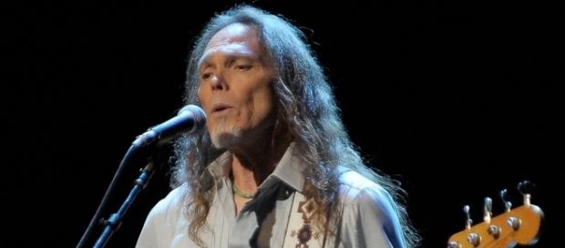 Timothy B. Schmit, ecco le ultime news. Timothy B. Schmit, ecco le ultime news.