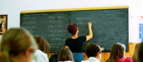 Scuola, le proposte del M5S sui docenti precari