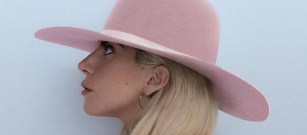Lady Gaga : Joanne, son nouvel album sortira le 21 octobre 2016 | MCM - mcm.fr Lady Gaga : Joanne, son nouvel album sortira le 21 octobre 2016 | MCM - mcm.fr