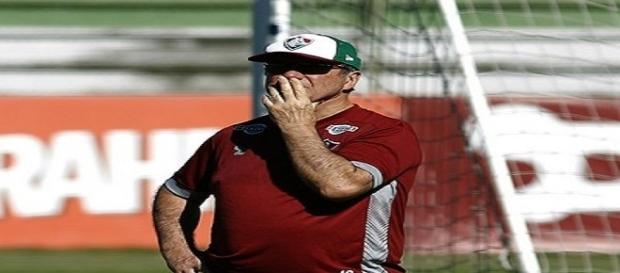 Levir Culpi vive um momento turbulento no Fluminense (Foto: Arquivo) Levir Culpi vive um momento turbulento no Fluminense (Foto: Arquivo)