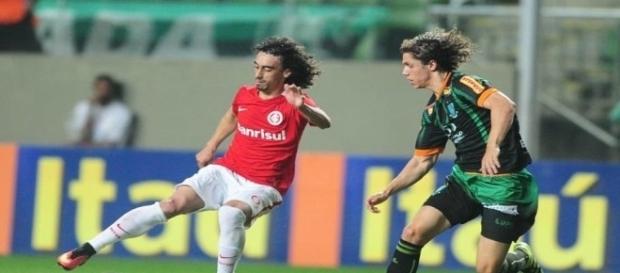 Mais uma partida ruim de Valdívia com a camisa do Inter pelo Brasileirão 2016 Mais uma partida ruim de Valdívia com a camisa do Inter pelo Brasileirão 2016