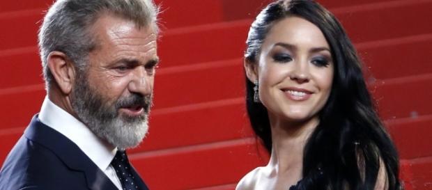 Newsclip®: Mel Gibson, 60, to be a dad again for the ninth time - newsclip.com Newsclip®: Mel Gibson, 60, to be a dad again for the ninth time - newsclip.com