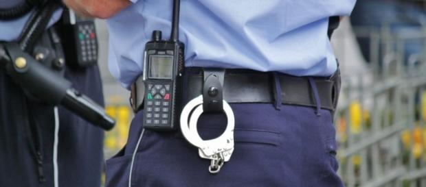 Os agentes da PSP agredidos pediram reforços via rádio Os agentes da PSP agredidos pediram reforços via rádio