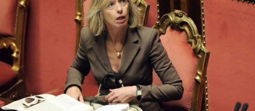 Il ministro Giannini: precario è bello. E l'intervista scompare ... - lindipendenzanuova.com