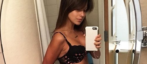 Le foto post parto di Hilaria Baldwin