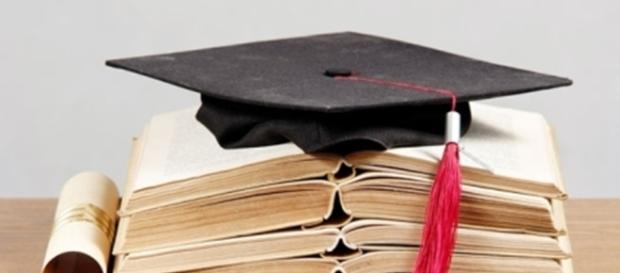 Admitere 2016. Facultatea unde s-au bătut 75 de candidați pe un ... - cyd.ro Admitere 2016. Facultatea unde s-au bătut 75 de candidați pe un ... - cyd.ro
