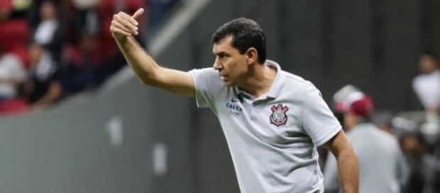 Fábio Carille deve mudar a equipe no confronto desta quarta-feira (21), contra o Flu Fábio Carille deve mudar a equipe no confronto desta quarta-feira (21), contra o Flu