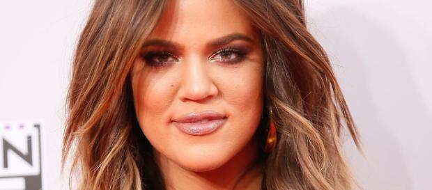 Khloé Kardashian de nouveau amoureuse ! Khloé Kardashian de nouveau amoureuse !