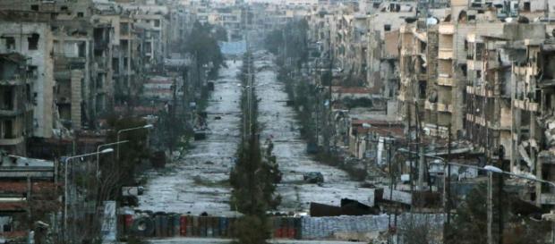 Le rovine della città di Aleppo, martoriata dai combattimenti - Foto LaPresse. Le rovine della città di Aleppo, martoriata dai combattimenti - Foto LaPresse.