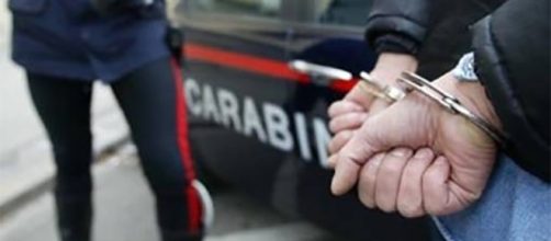 Carabinieri eseguono 7 arresti per furto a Milano
