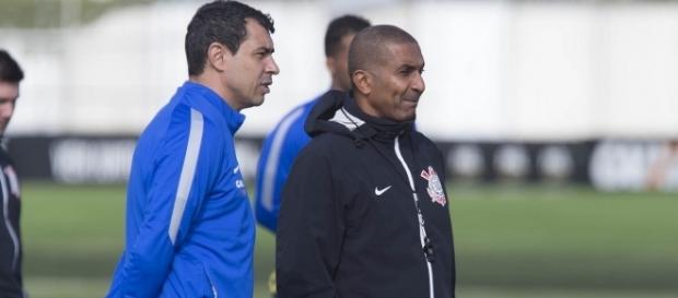 Cristóvão Borges deve escolher novo atacante para o Corinthians. Cristóvão Borges deve escolher novo atacante para o Corinthians.
