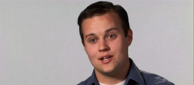 Family Responds to Josh Duggar Child Molestation Claims Video ... - go.com Family Responds to Josh Duggar Child Molestation Claims Video ... - go.com