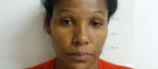 Funcionária de lotérica dava golpes em idosas Funcionária de lotérica dava golpes em idosas