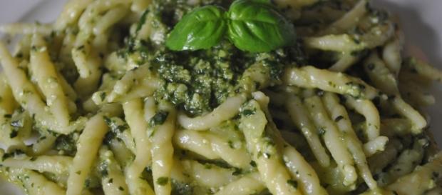 La pasta con il pesto di rucola. La pasta con il pesto di rucola.