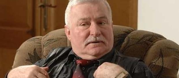 Lech Wałęsa spotkał się z nieprzychylnym przyjęciem wrocławian Lech Wałęsa spotkał się z nieprzychylnym przyjęciem wrocławian