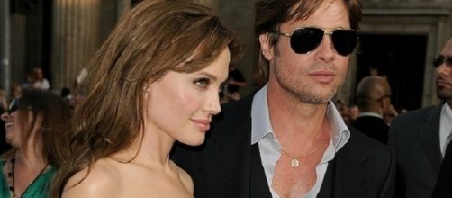 Angelina Jolie divorzia dal marito Brad Pitt