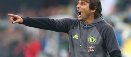 Antonio Conte tecnico del Chelsea già in bilico