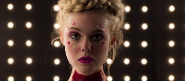 Atriz Elle Fanning, estrela de "Demônio de Neon" Atriz Elle Fanning, estrela de "Demônio de Neon"