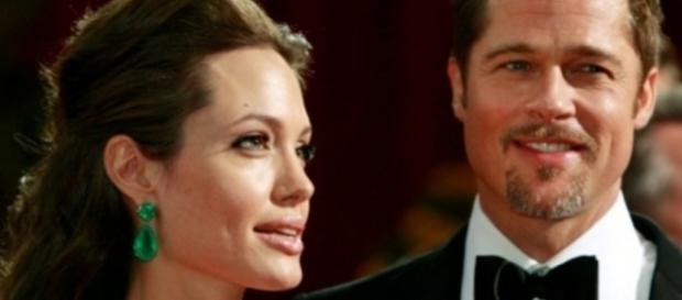 Brad Pitt e Angelina Jolie estão se divorciando Brad Pitt e Angelina Jolie estão se divorciando