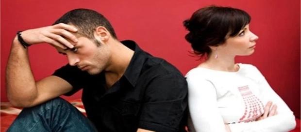Casais que não conseguem manter um relacionamento. Casais que não conseguem manter um relacionamento.