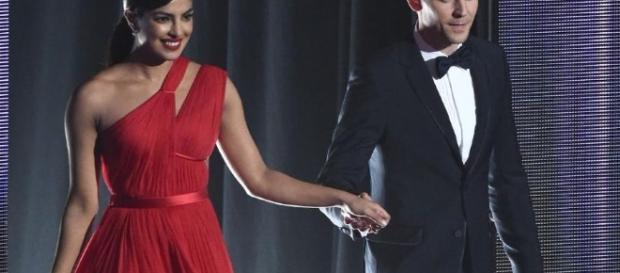 Taylor who? Tom Hiddleston spotted 'getting flirty' with Priyanka ... - telegraph.co.uk Taylor who? Tom Hiddleston spotted 'getting flirty' with Priyanka ... - telegraph.co.uk