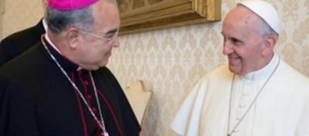 Tempesta e Papa Francisco - Foto/Google Tempesta e Papa Francisco - Foto/Google
