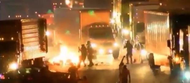 Charlotte in rivolta: video e foto - YouReporter.it - youreporter.it Charlotte in rivolta: video e foto - YouReporter.it - youreporter.it