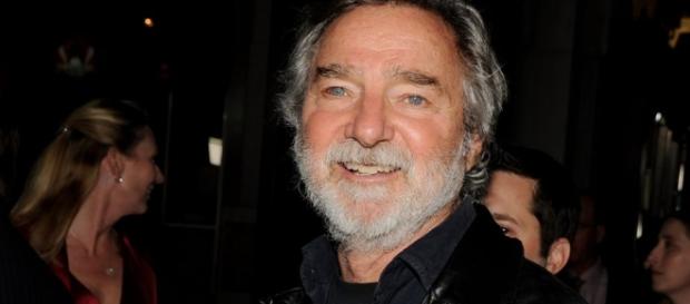 Curtis Hanson è morto all'età di 71 anni. Curtis Hanson è morto all'età di 71 anni.