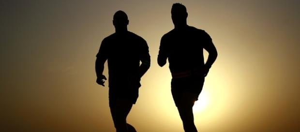 Descubre qué sensaciones extrañas se producen en tu cuerpo cuando corres a un nivel mayor de esfuerzo Descubre qué sensaciones extrañas se producen en tu cuerpo cuando corres a un nivel mayor de esfuerzo