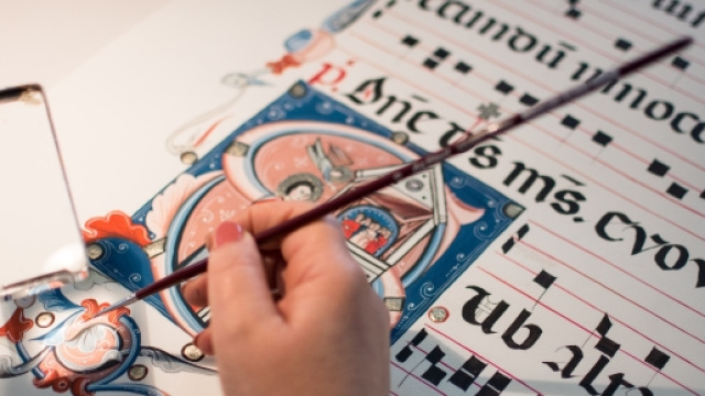 Alcune immagini di Calligrafi e Miniatori mentre lavorano