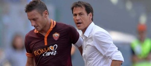 Rudi Garcia fa gli auguri a Totti per i suoi 40 anni.