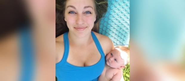 Estaba amamantando a su bebé y un hombre la humilló tirándole una ... - comparteloo.com Estaba amamantando a su bebé y un hombre la humilló tirándole una ... - comparteloo.com
