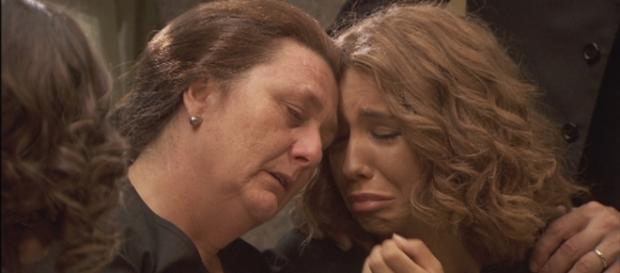 Il Segreto, trame spagnole al 30-09: Rosario accusa Nicolas di aver ucciso Mariana Il Segreto, trame spagnole al 30-09: Rosario accusa Nicolas di aver ucciso Mariana