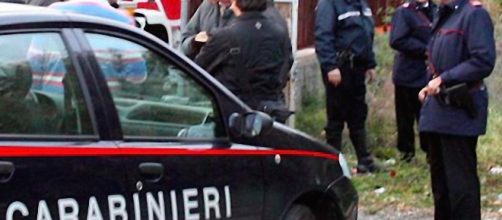 I Carabinieri sono alla ricerca del pensionato in fuga.