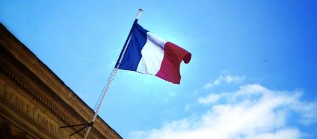 Drapeau Francais et les 'Identitaires' Drapeau Francais et les 'Identitaires'