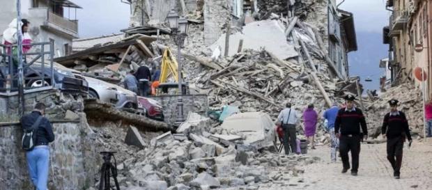 Sisma un mese dopo | più di 4 miliardi di danni - zazoom.it Sisma un mese dopo | più di 4 miliardi di danni - zazoom.it